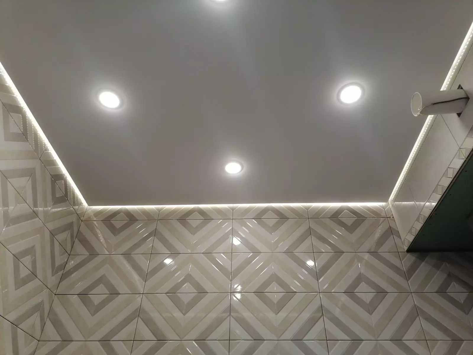 Северск, Коммунистический проспект, 82, фото 2