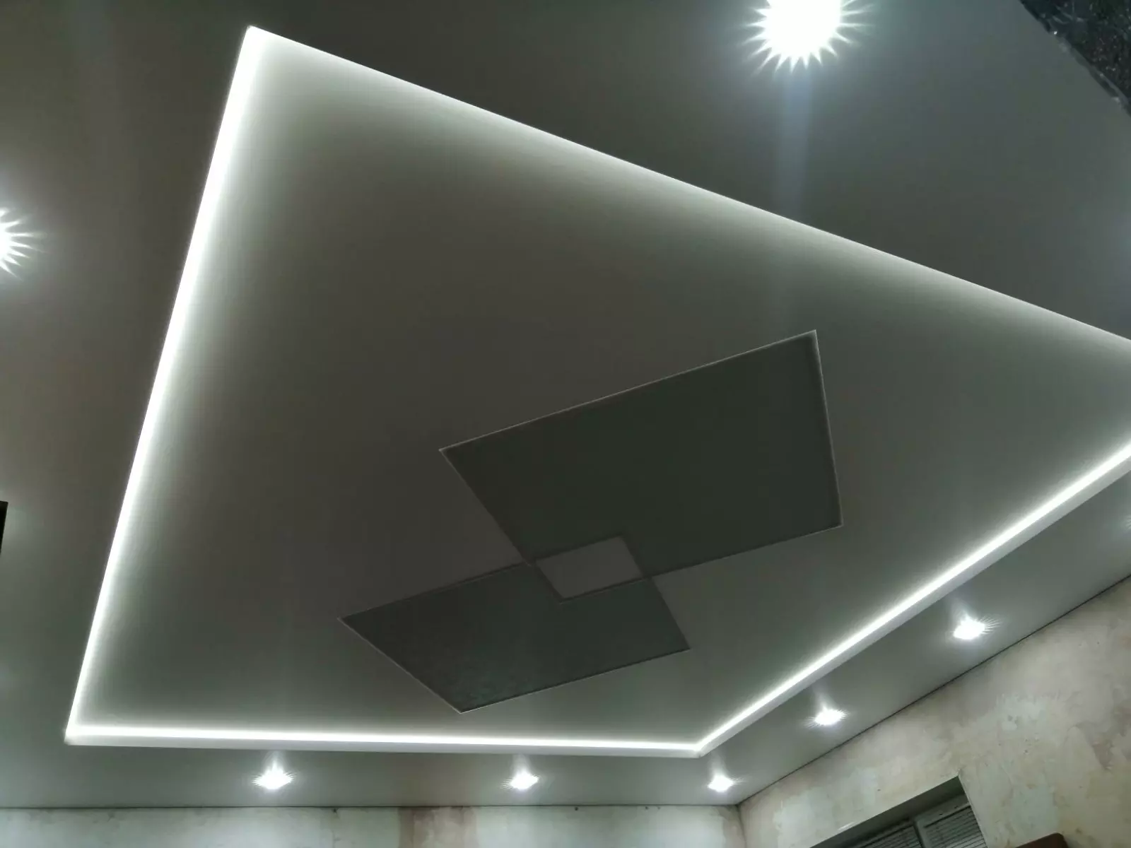 Северск, улица Калинина, 48, фото 1